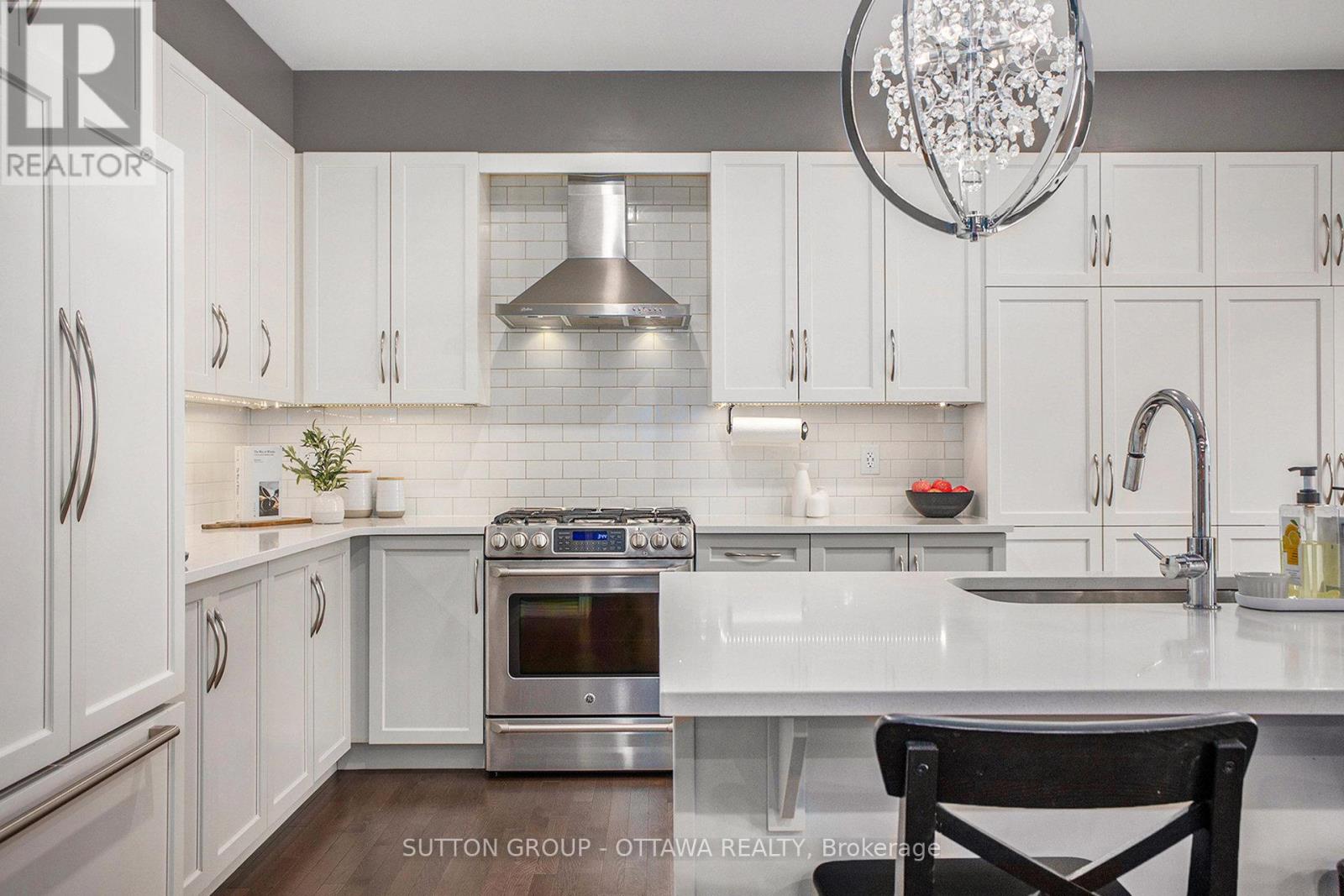 156 Asper Trail Circle, Ottawa, Ontario  K2M 2T6 - Photo 16 - X12705884