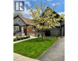 17 GARY Avenue, hamilton, Ontario