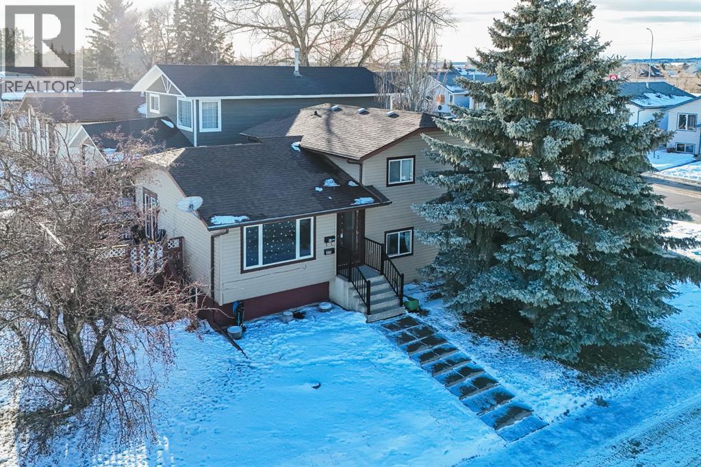 92 Goodall Avenue, Red Deer, Alberta