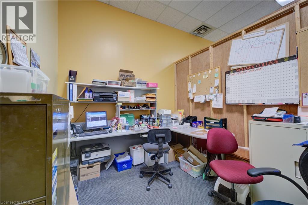 320 North Park Street Unit# B, Brantford, Ontario  N3R 4L3 - Photo 17 - 40790980