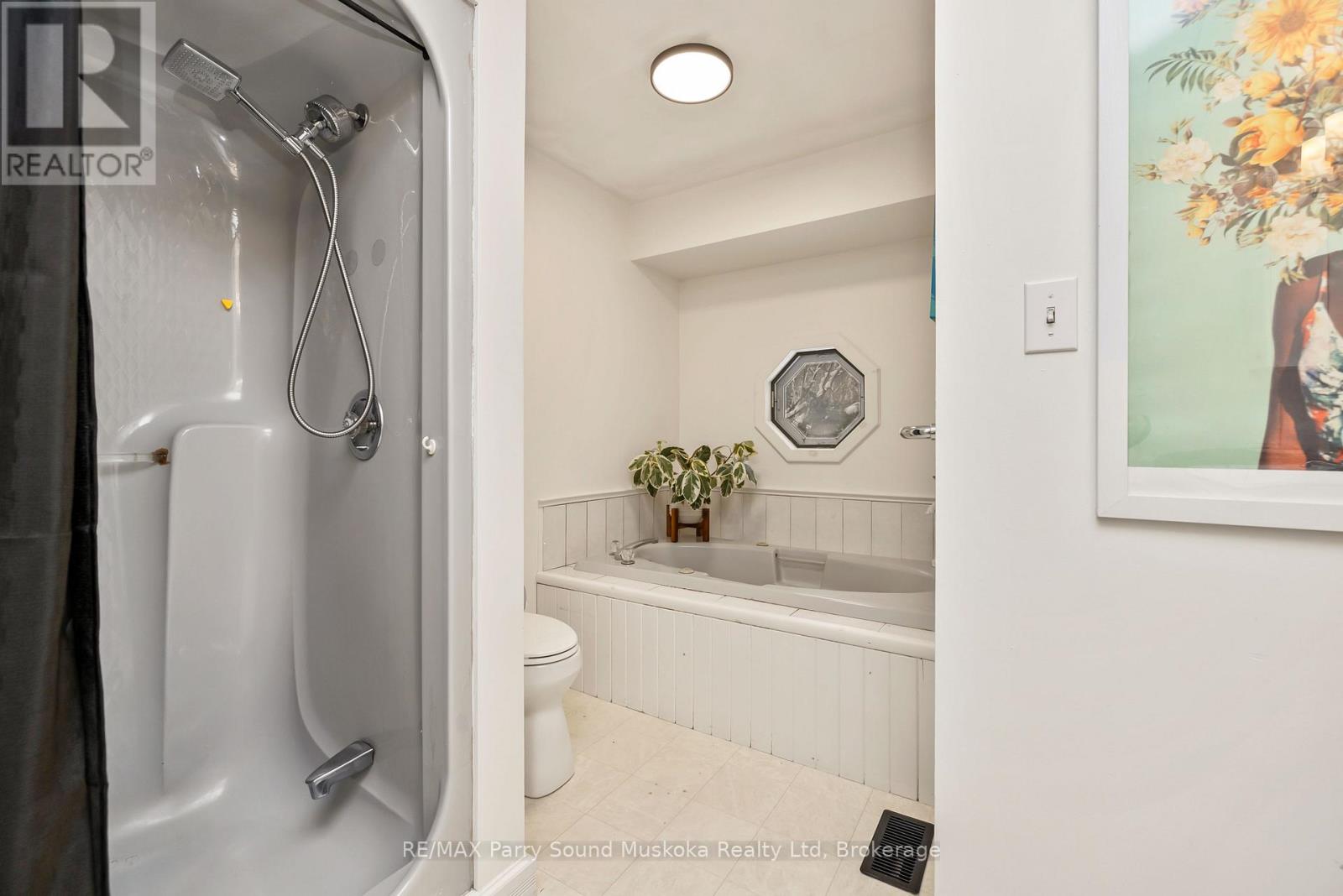 15 Skerryvore Circle, Mcdougall, Ontario  P2A 2W9 - Photo 18 - X12723696