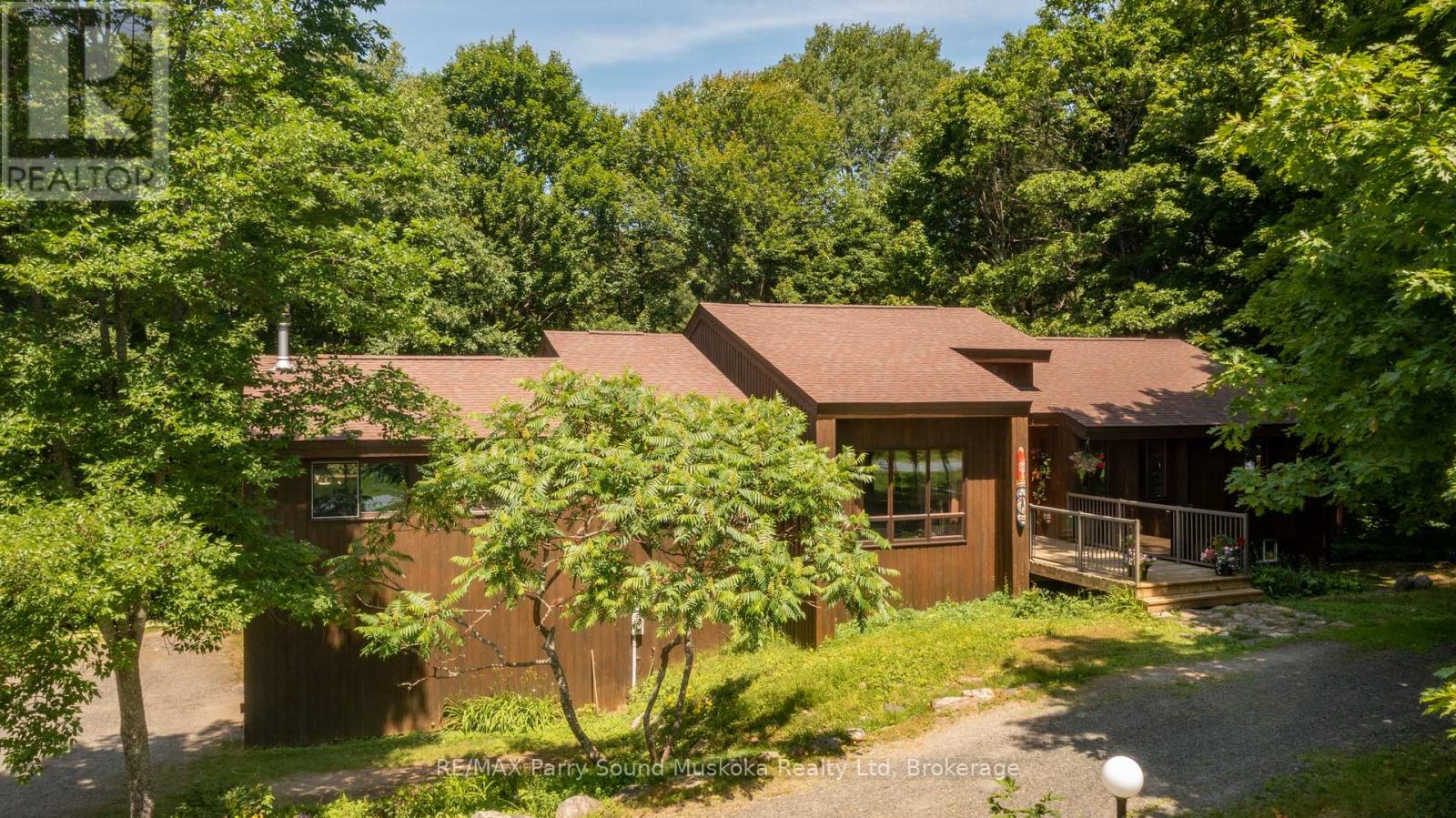 15 Skerryvore Circle, Mcdougall, Ontario  P2A 2W9 - Photo 30 - X12723696