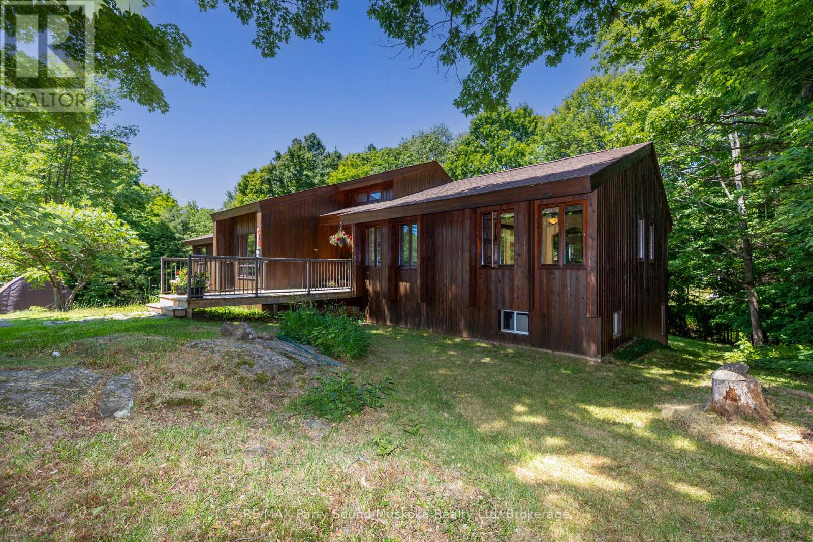 15 Skerryvore Circle, Mcdougall, Ontario  P2A 2W9 - Photo 34 - X12723696