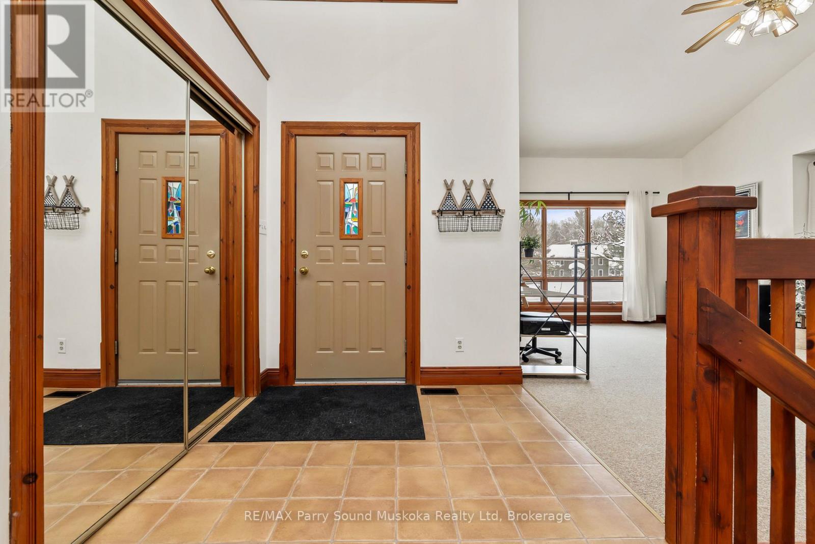 15 Skerryvore Circle, Mcdougall, Ontario  P2A 2W9 - Photo 6 - X12723696