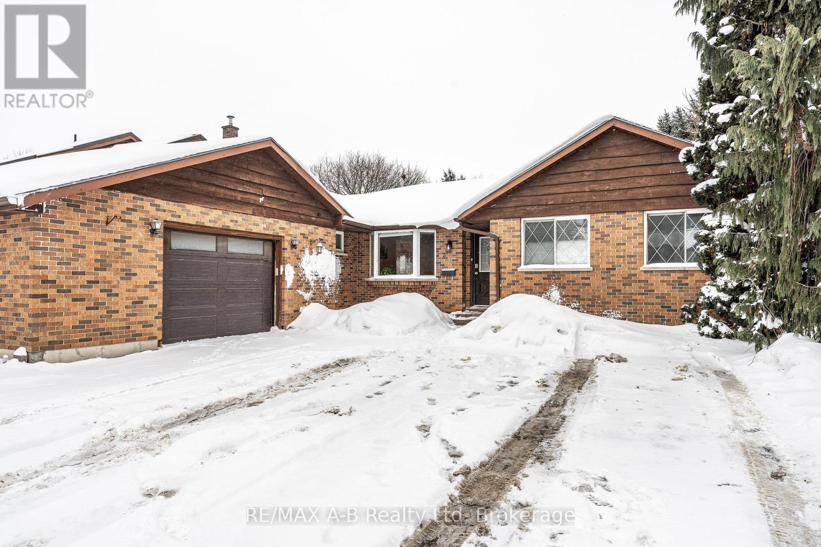 332 Widder Street E, St. Marys, Ontario  N4X 1A6 - Photo 2 - X12723716