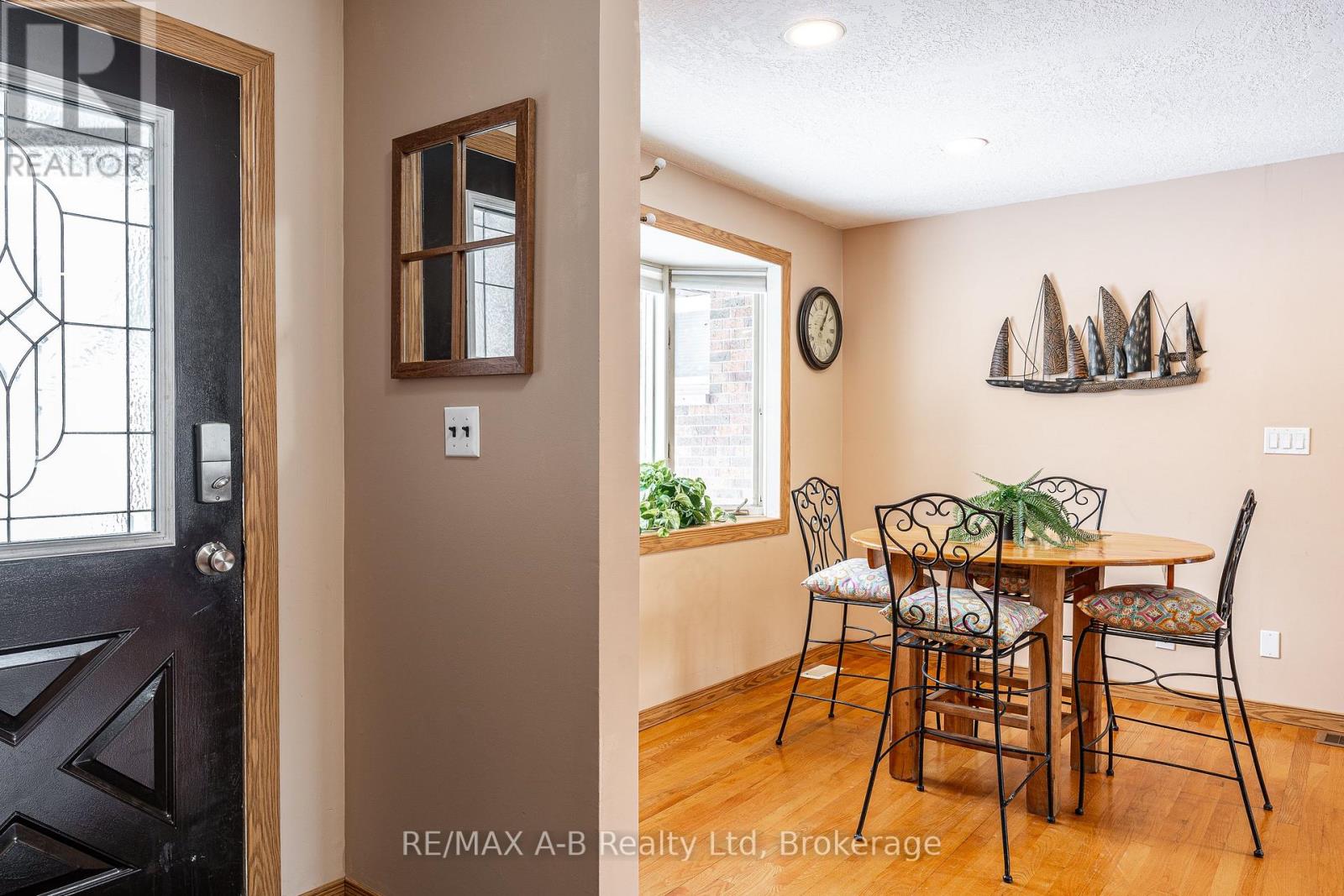 332 Widder Street E, St. Marys, Ontario  N4X 1A6 - Photo 6 - X12723716