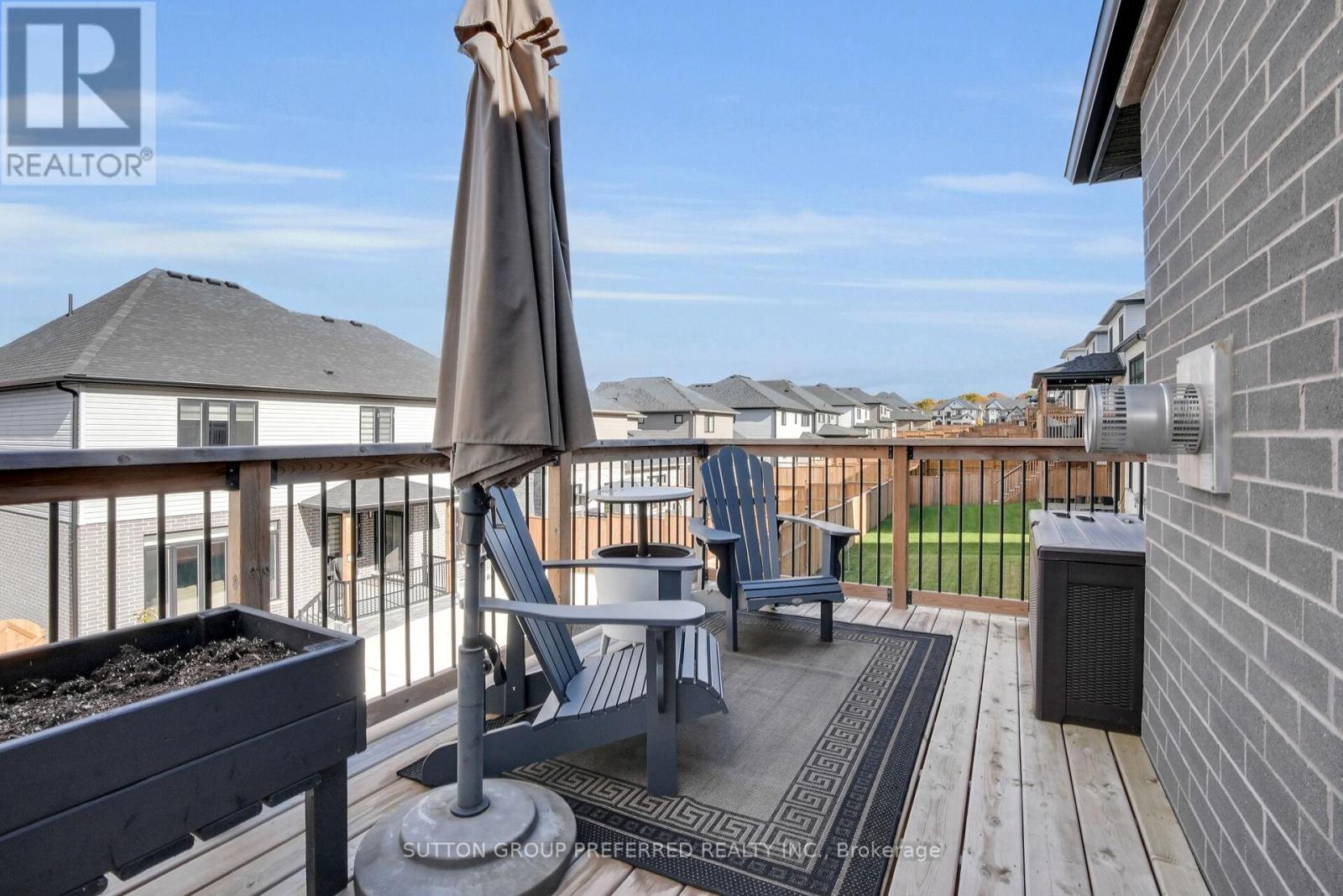 1928 Trailsway Drive, London South, Ontario  N6K 0K7 - Photo 39 - X12723614