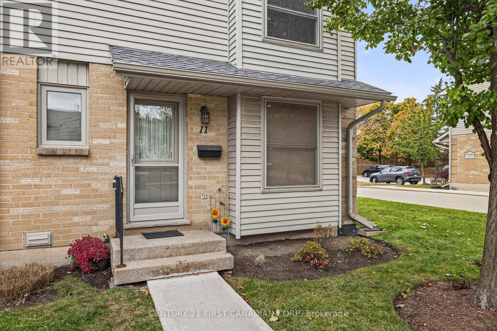 11 - 141 CONDOR COURT, London East, Ontario