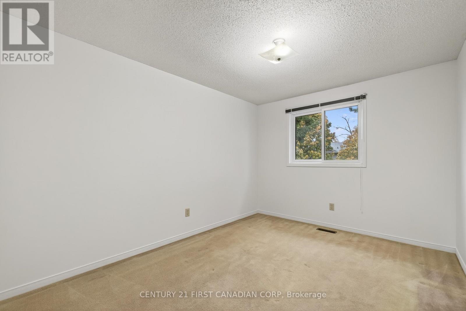 11 - 141 Condor Court, London East, Ontario  N5W 6A1 - Photo 24 - X12723622