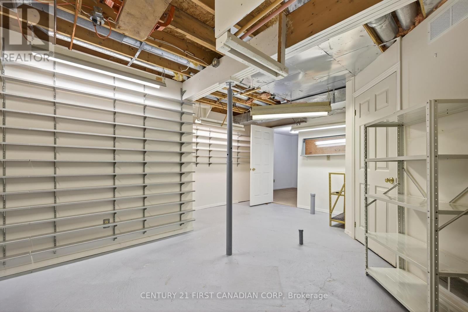 11 - 141 Condor Court, London East, Ontario  N5W 6A1 - Photo 37 - X12723622