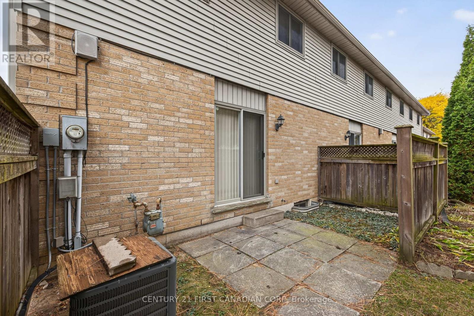 11 - 141 Condor Court, London East, Ontario  N5W 6A1 - Photo 39 - X12723622