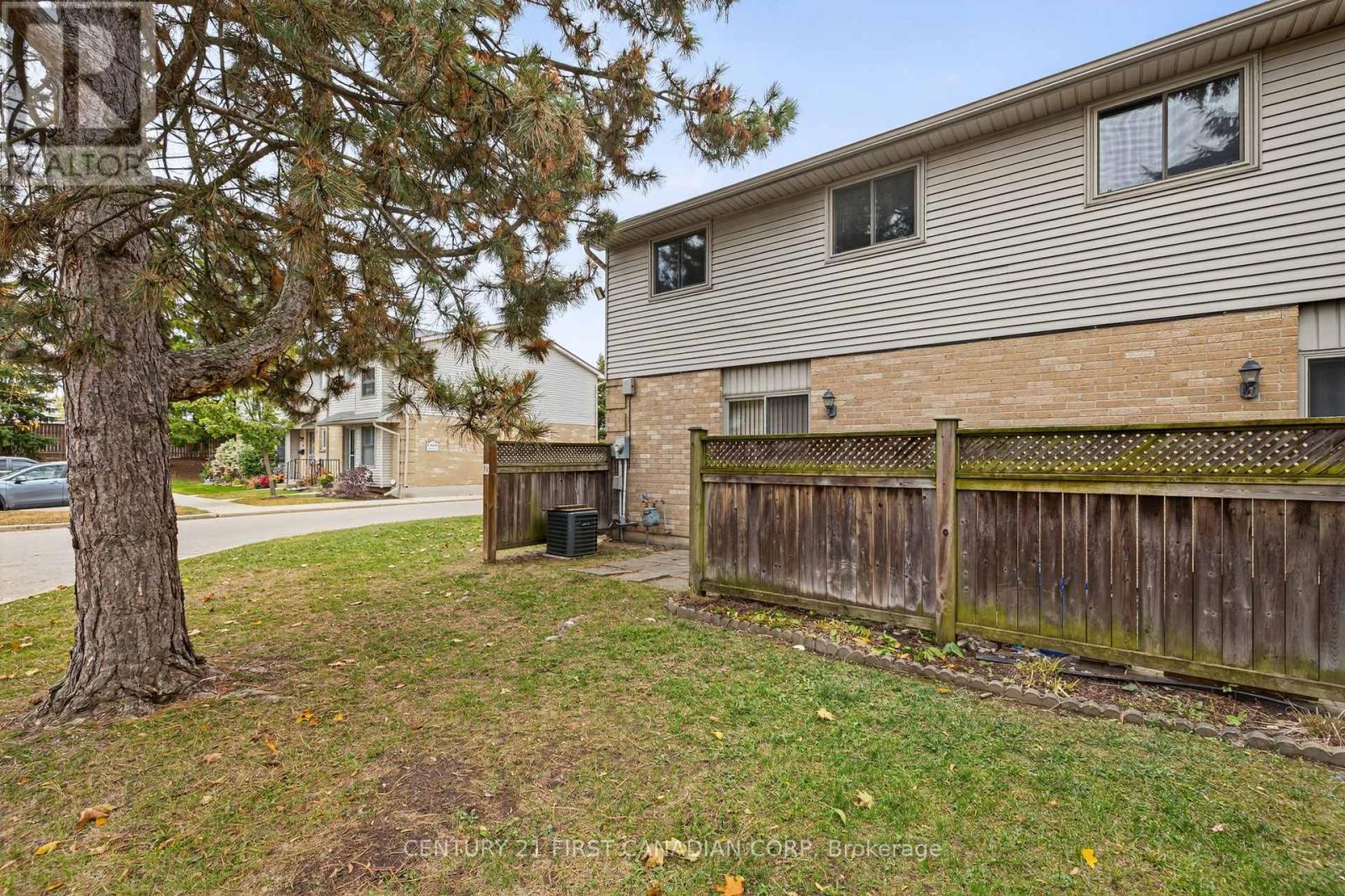 11 - 141 Condor Court, London East, Ontario  N5W 6A1 - Photo 40 - X12723622