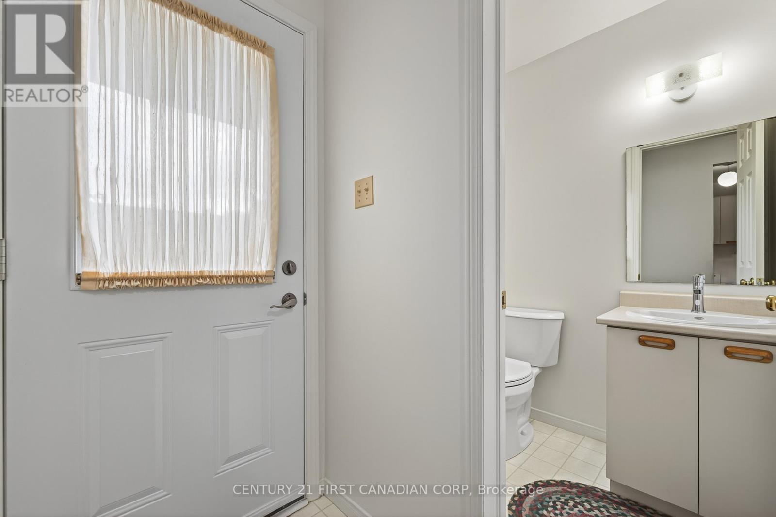 11 - 141 Condor Court, London East, Ontario  N5W 6A1 - Photo 5 - X12723622