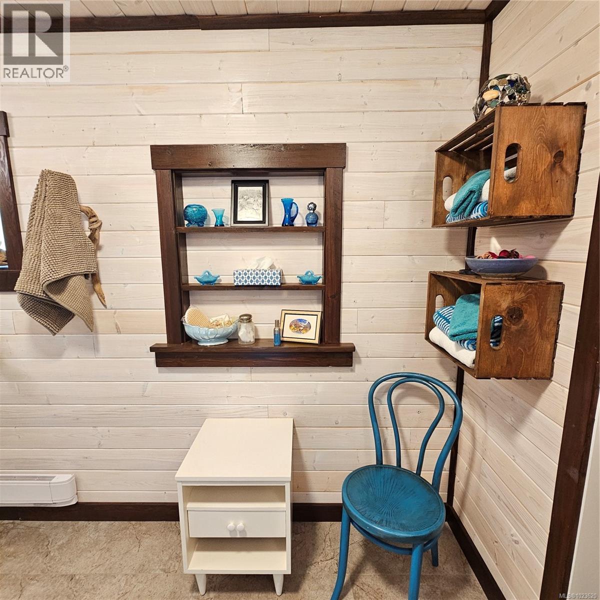 497 Fir St, Alert Bay, British Columbia  V0N 1A0 - Photo 16 - 1023620