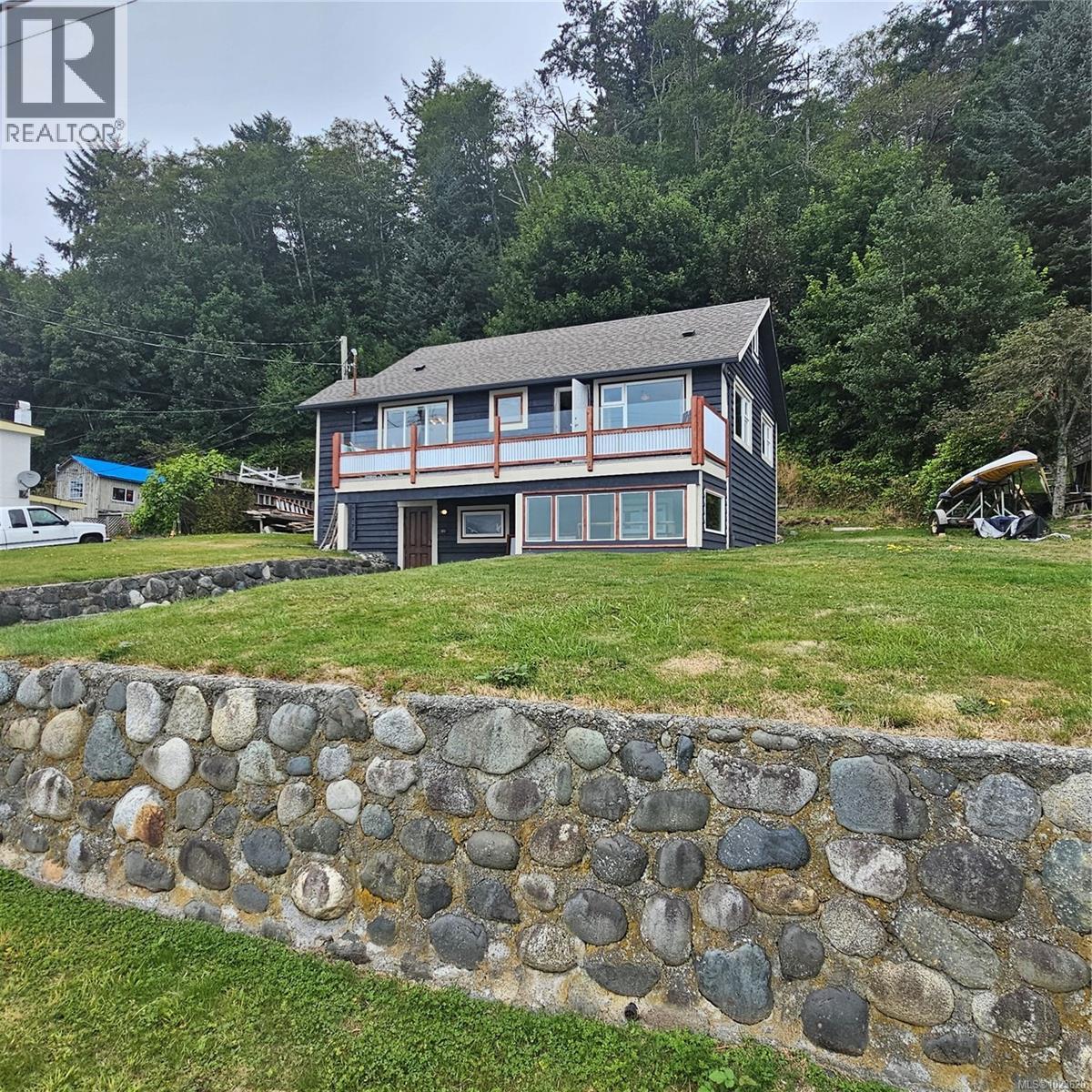 497 Fir St, Alert Bay, British Columbia  V0N 1A0 - Photo 3 - 1023620