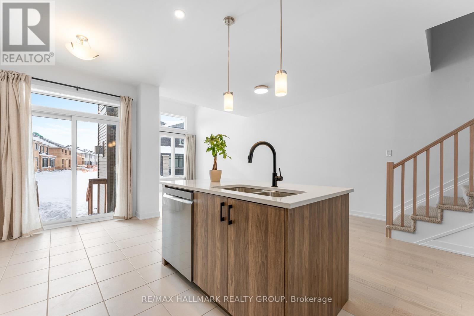 136 Ploughshare Road, Ottawa, Ontario  K2S 2T8 - Photo 19 - X12723600