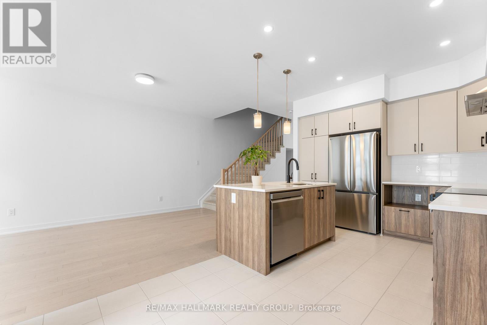 136 Ploughshare Road, Ottawa, Ontario  K2S 2T8 - Photo 21 - X12723600