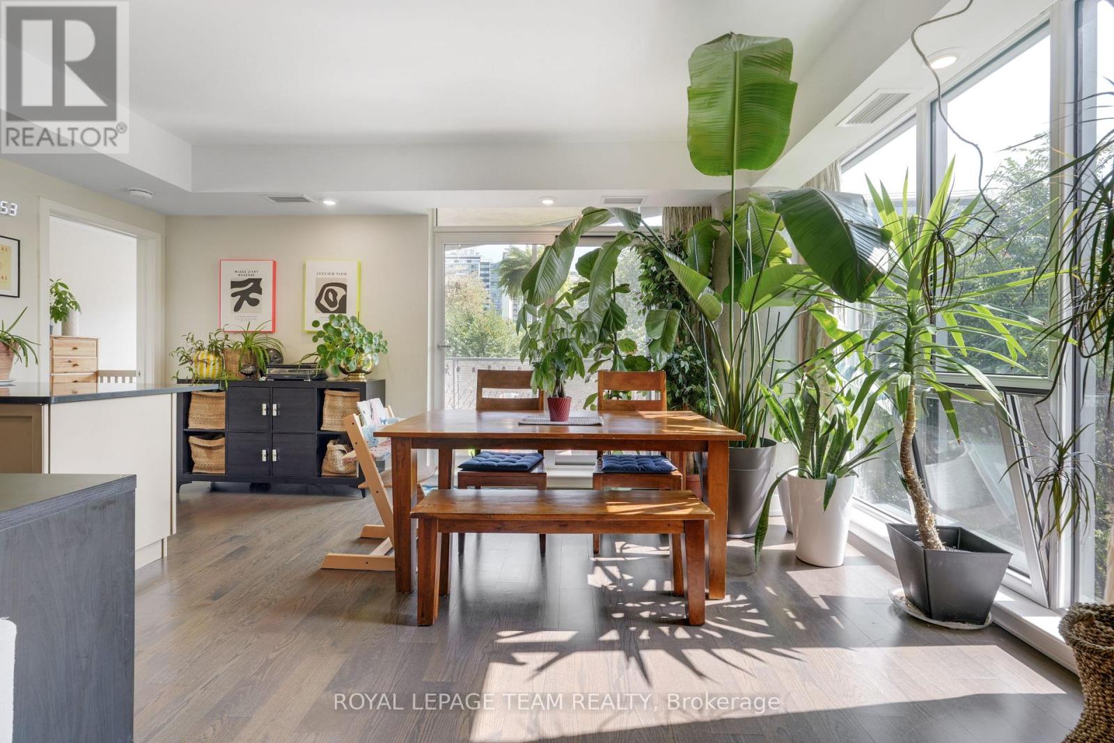 324 - 300c Lett Street, Ottawa, Ontario  K1R 0A8 - Photo 14 - X12723652