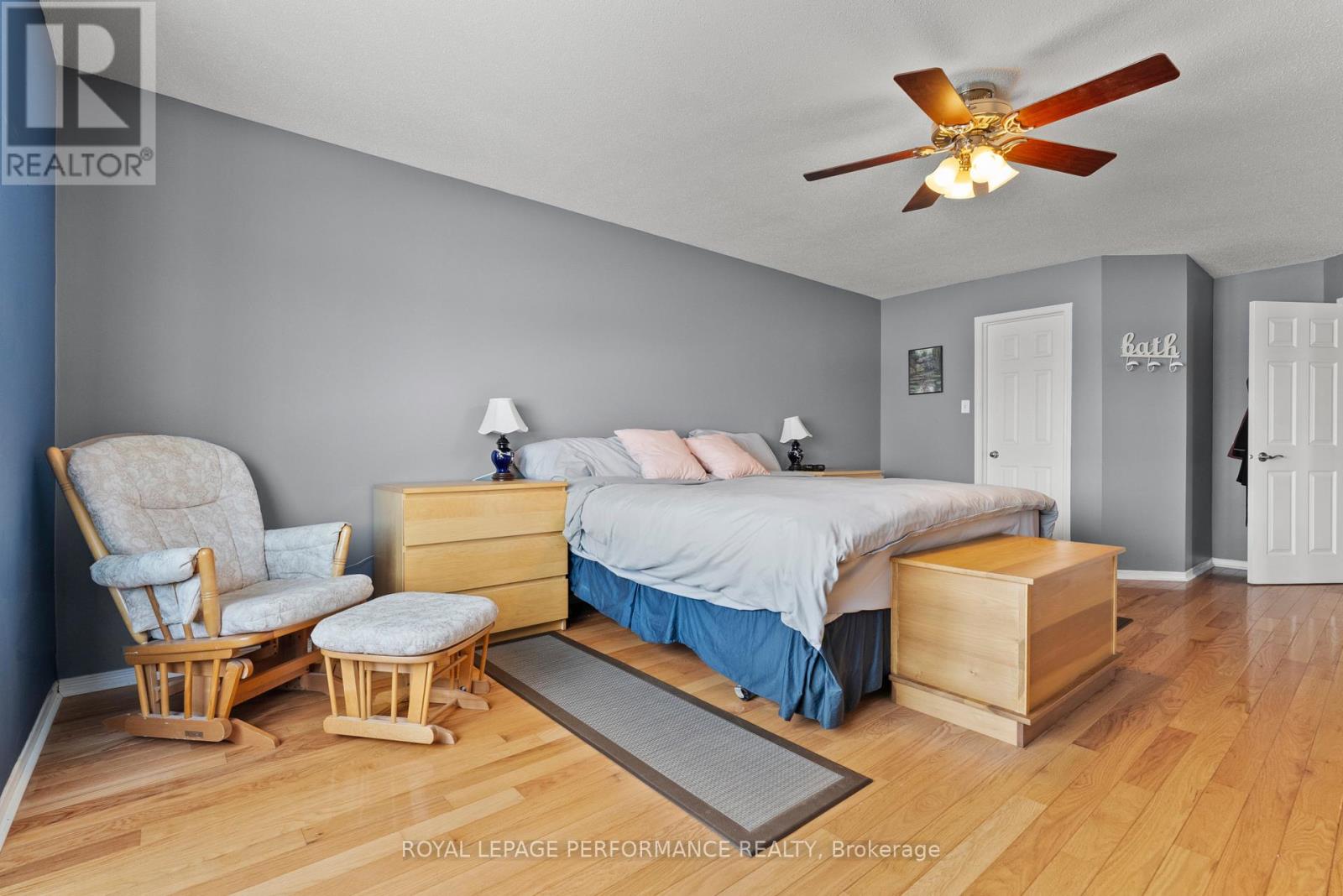 654 Valin Street, Ottawa, Ontario  K4A 3S9 - Photo 25 - X12723756