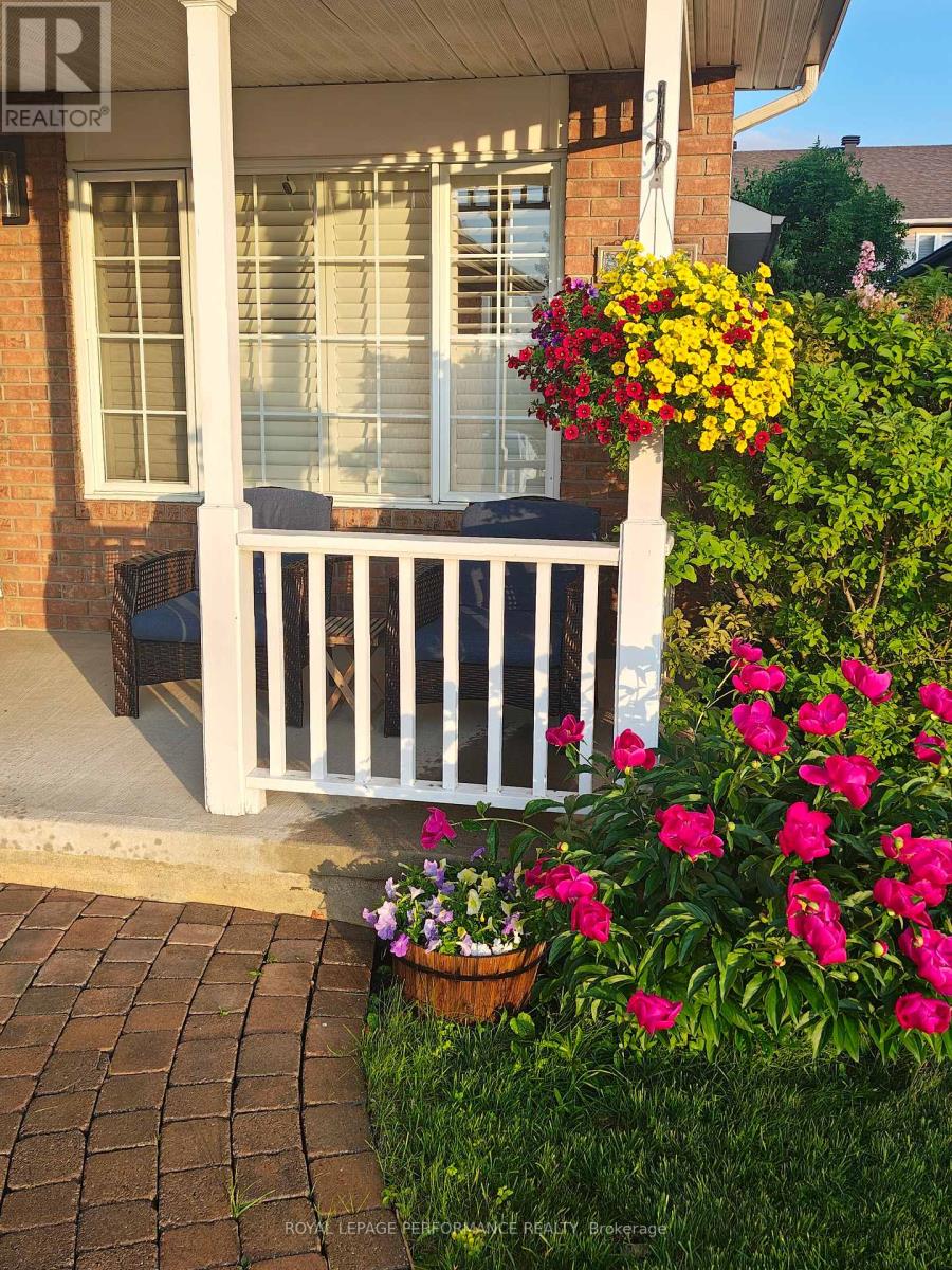 654 Valin Street, Ottawa, Ontario  K4A 3S9 - Photo 47 - X12723756