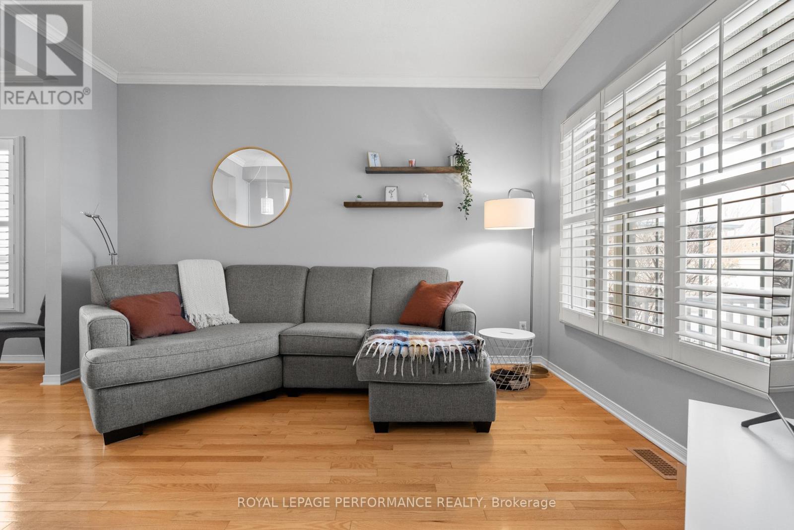 654 Valin Street, Ottawa, Ontario  K4A 3S9 - Photo 7 - X12723756