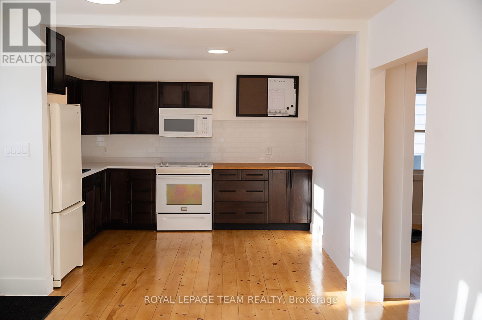 405 Barnes Street, North Grenville, Ontario  K0G 1J0 - Photo 6 - X12723782