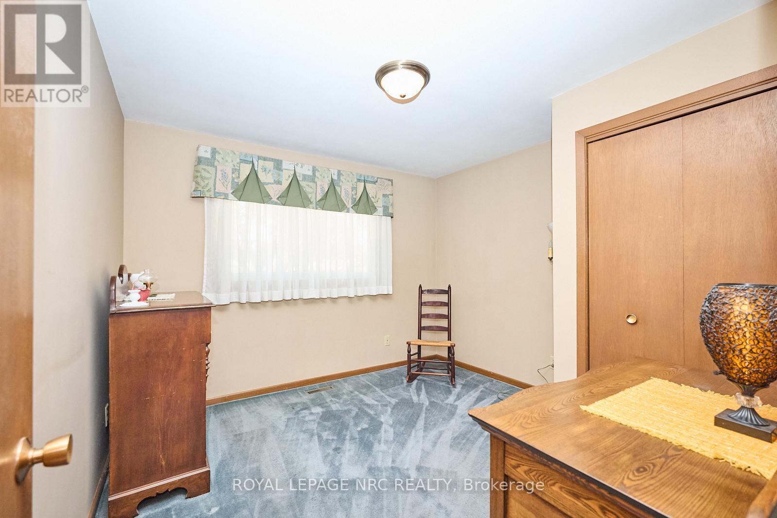 8 La Salle Drive, St. Catharines, Ontario  L2M 2E4 - Photo 21 - X12723636