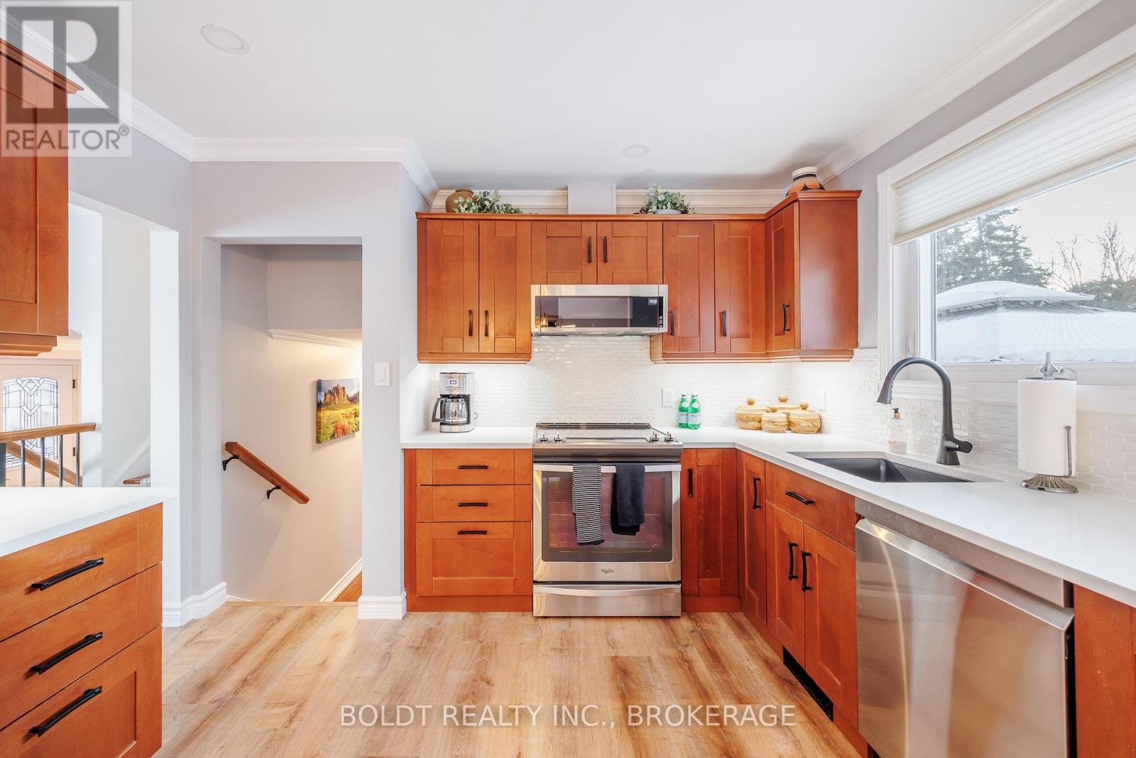 5 Upper Canada Drive, St. Catharines, Ontario  L2N 3H3 - Photo 13 - X12723838