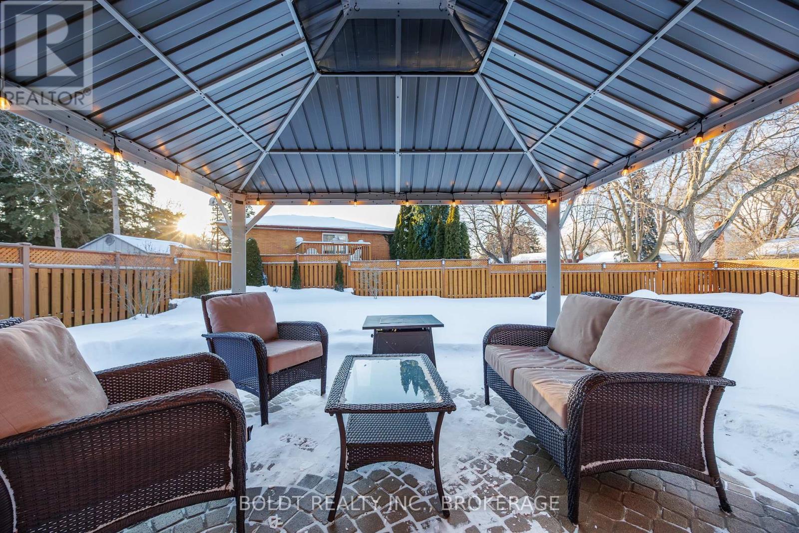 5 Upper Canada Drive, St. Catharines, Ontario  L2N 3H3 - Photo 34 - X12723838