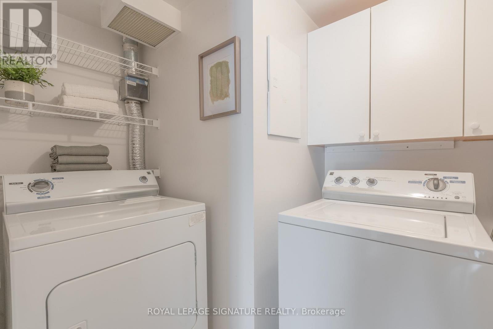 206 - 356 Mcrae Drive, Toronto, Ontario  M4G 4G4 - Photo 29 - C12723574