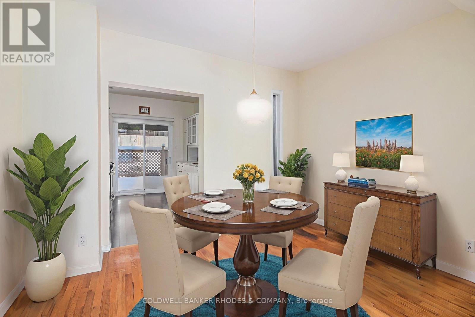 129 Elm Street, Ottawa, Ontario  K1R 6N4 - Photo 9 - X12543366