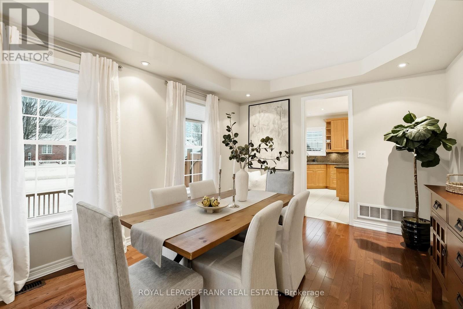 2 Braddock Court, Whitby, Ontario L1M 2N1 - Photo 9 - E12723784