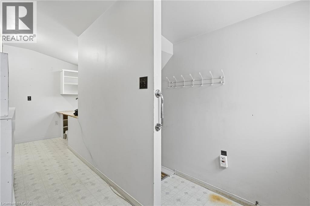 92 Gary Avenue, Hamilton, Ontario  L8S 1Y5 - Photo 31 - 40795225