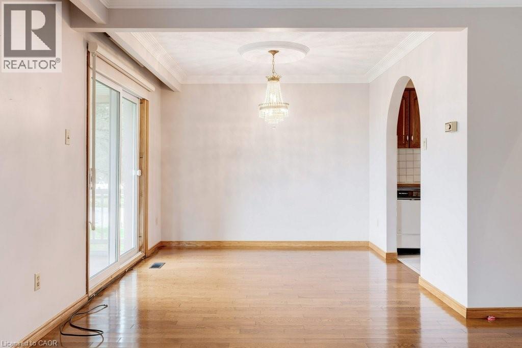 595 Green Mountain Road E, Stoney Creek, Ontario  L8J 2Z7 - Photo 14 - 40796735