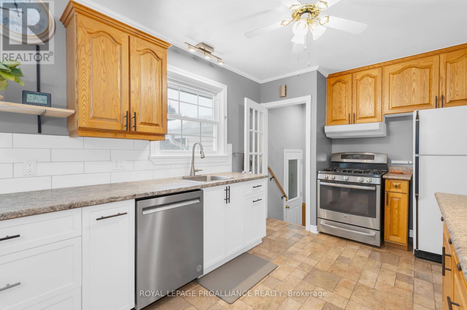 98 Ontario Street, Brighton, Ontario  K0K 1H0 - Photo 12 - X12723834