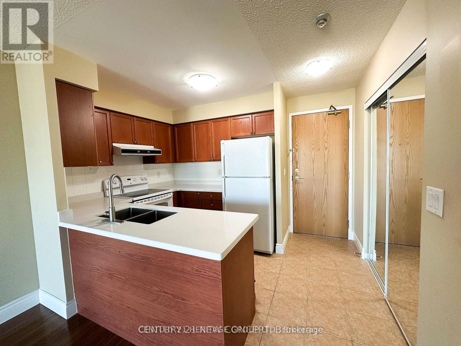 2510 - 5508 Yonge Street, Toronto, Ontario  M2N 7L2 - Photo 3 - C12723644