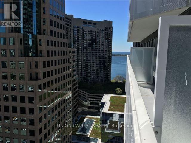 2105 - 88 Harbour Street, Toronto, Ontario  M5J 1B7 - Photo 6 - C12723674