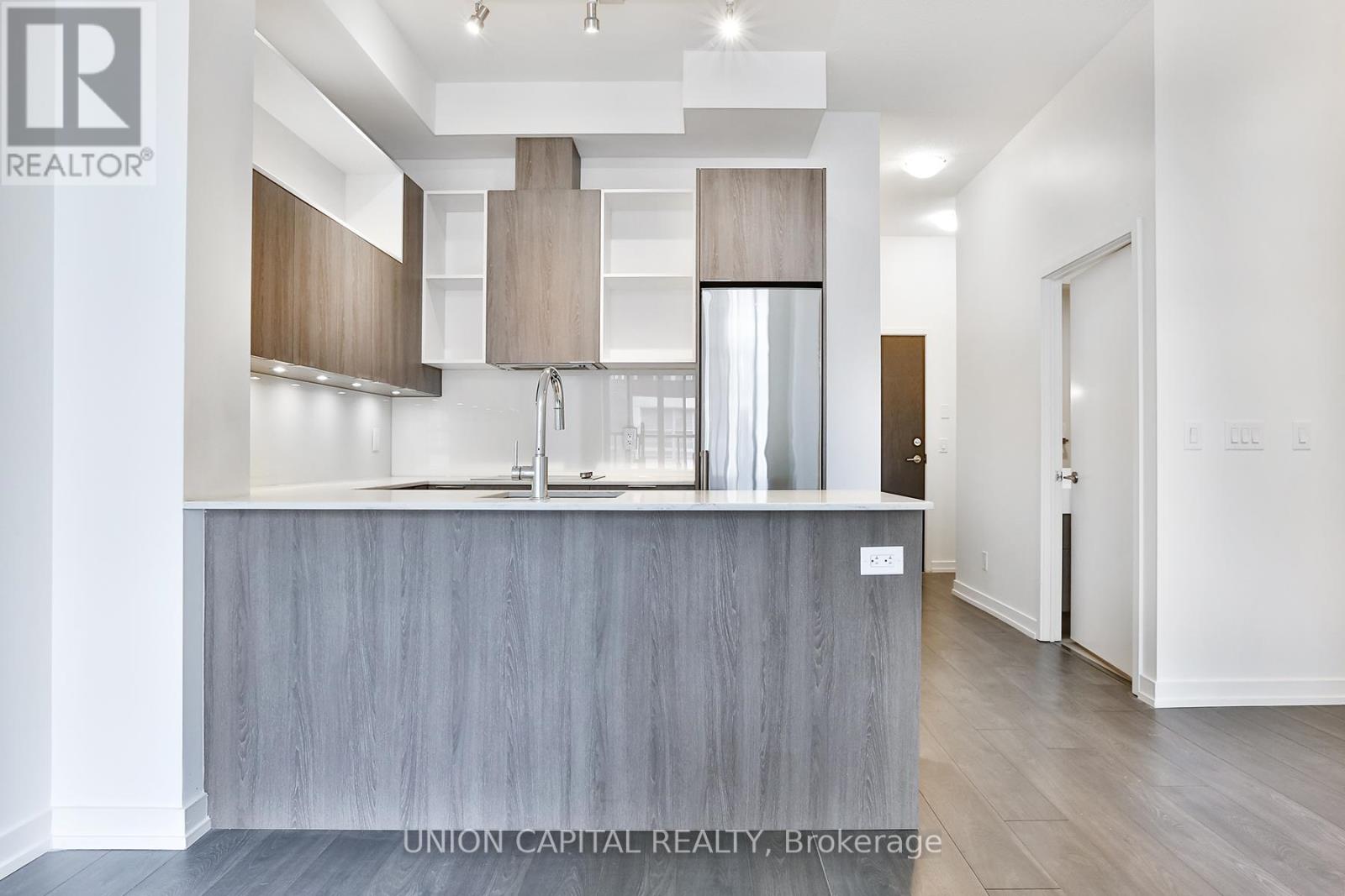 210 - 200 Sackville Street, Toronto, Ontario  M5A 0B9 - Photo 3 - C12723732