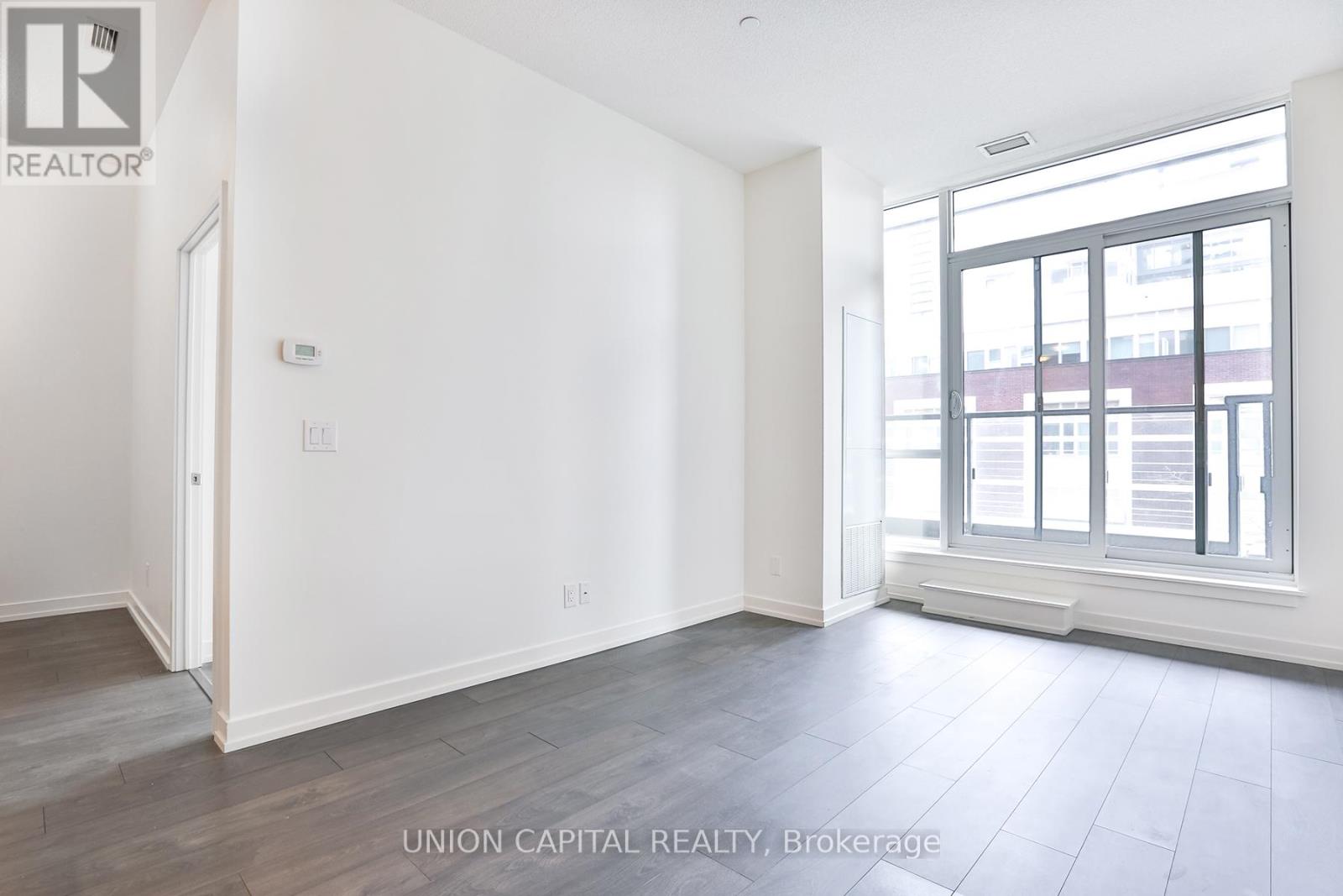 210 - 200 Sackville Street, Toronto, Ontario  M5A 0B9 - Photo 6 - C12723732