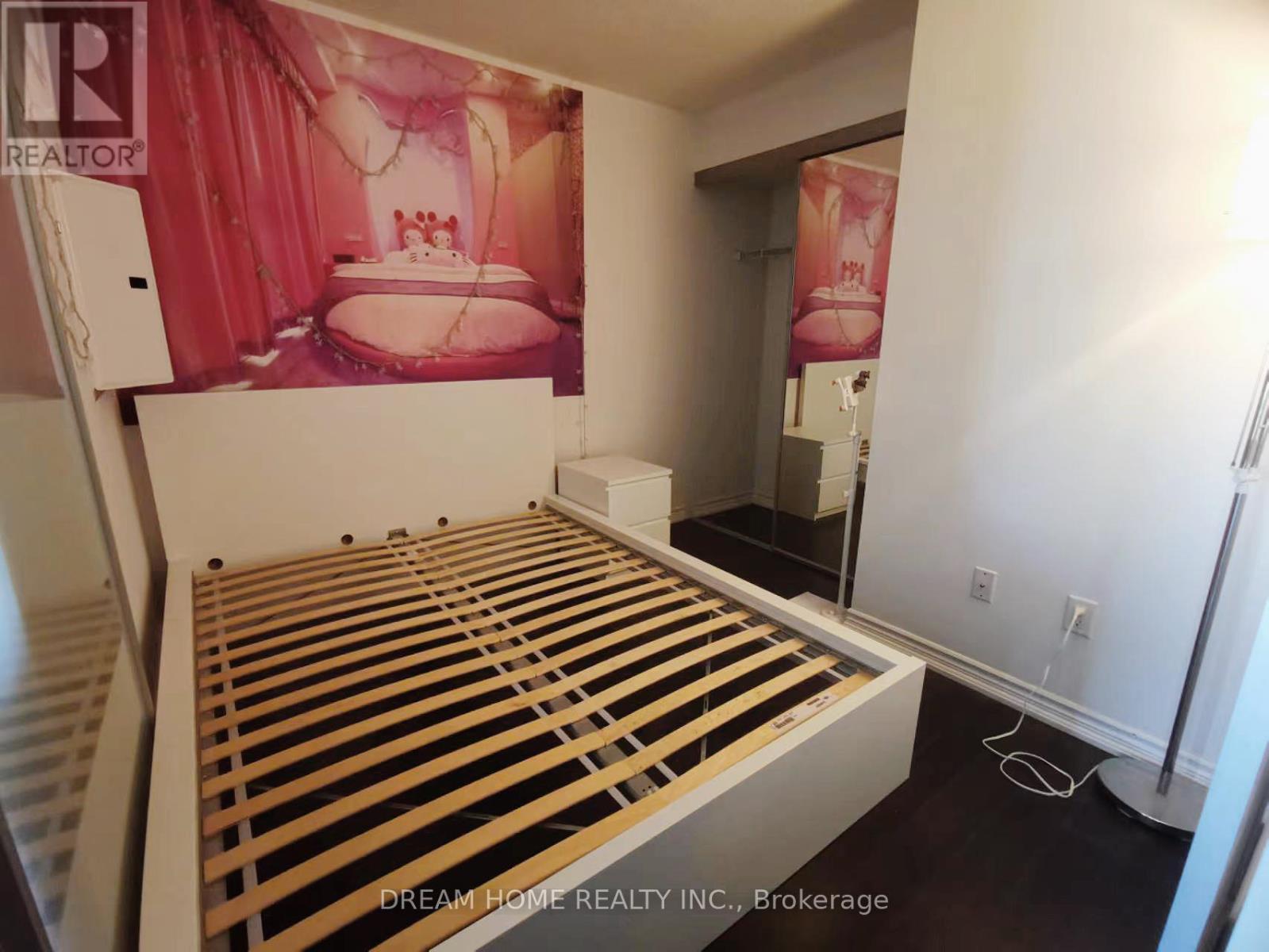 1806 - 386 Yonge Street, Toronto, Ontario  M5B 0A5 - Photo 6 - C12723742