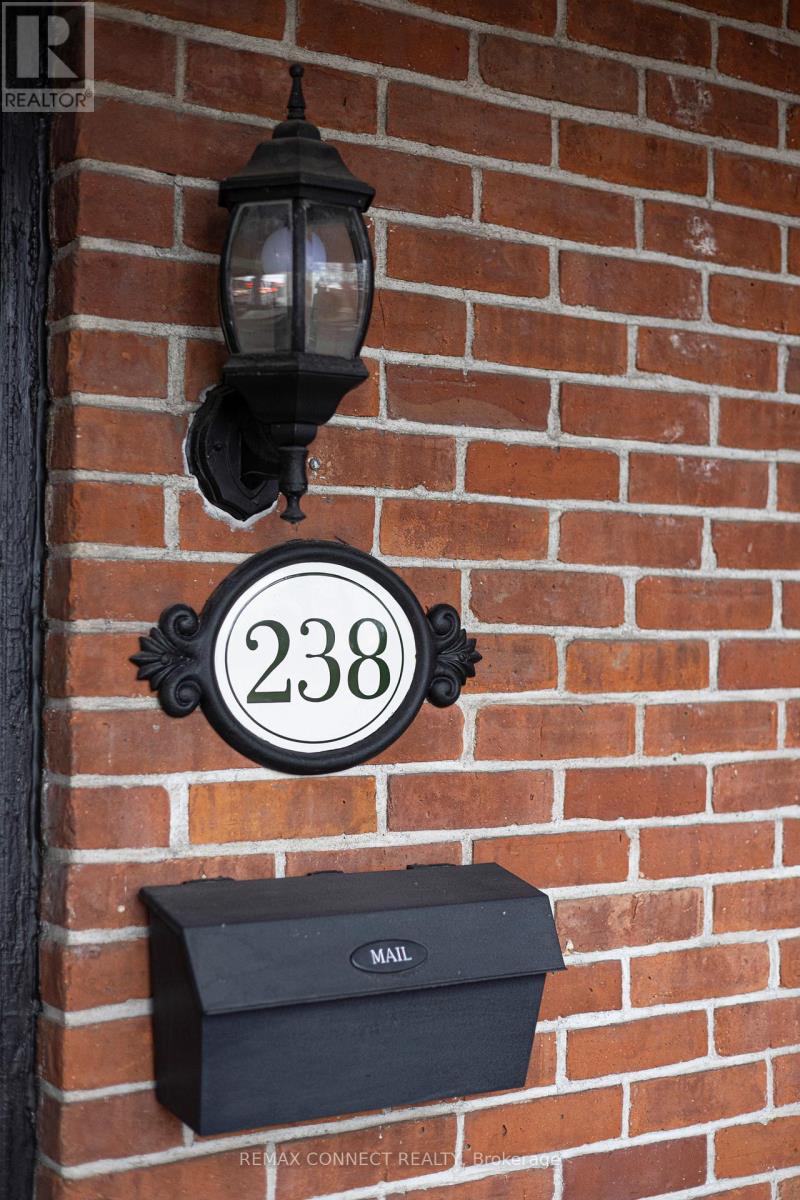 238 River Street, Toronto, Ontario  M5A 3R1 - Photo 37 - C12723748