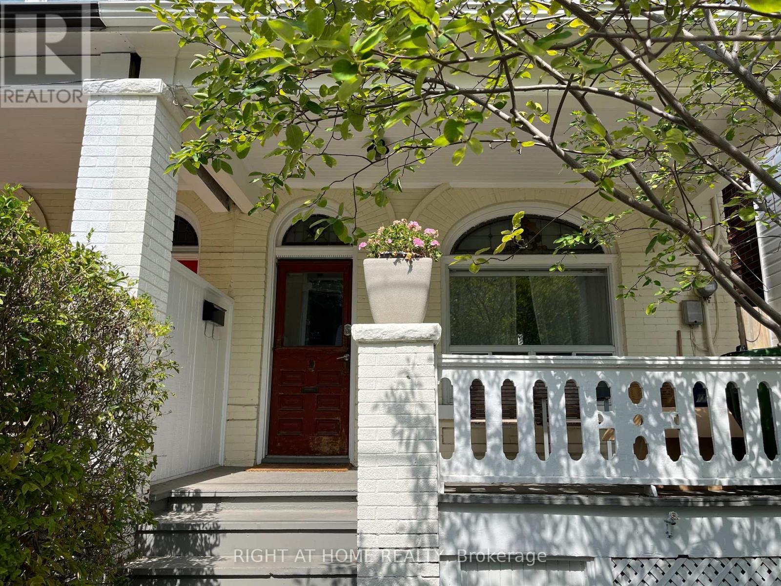 60 MITCHELL AVENUE, Toronto, Ontario