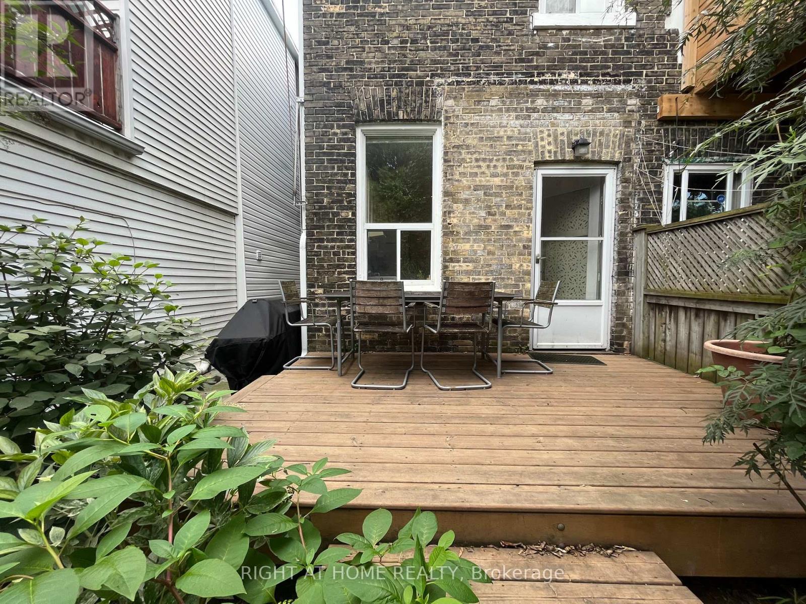 60 Mitchell Avenue, Toronto, Ontario  M6J 1B9 - Photo 11 - C12723836