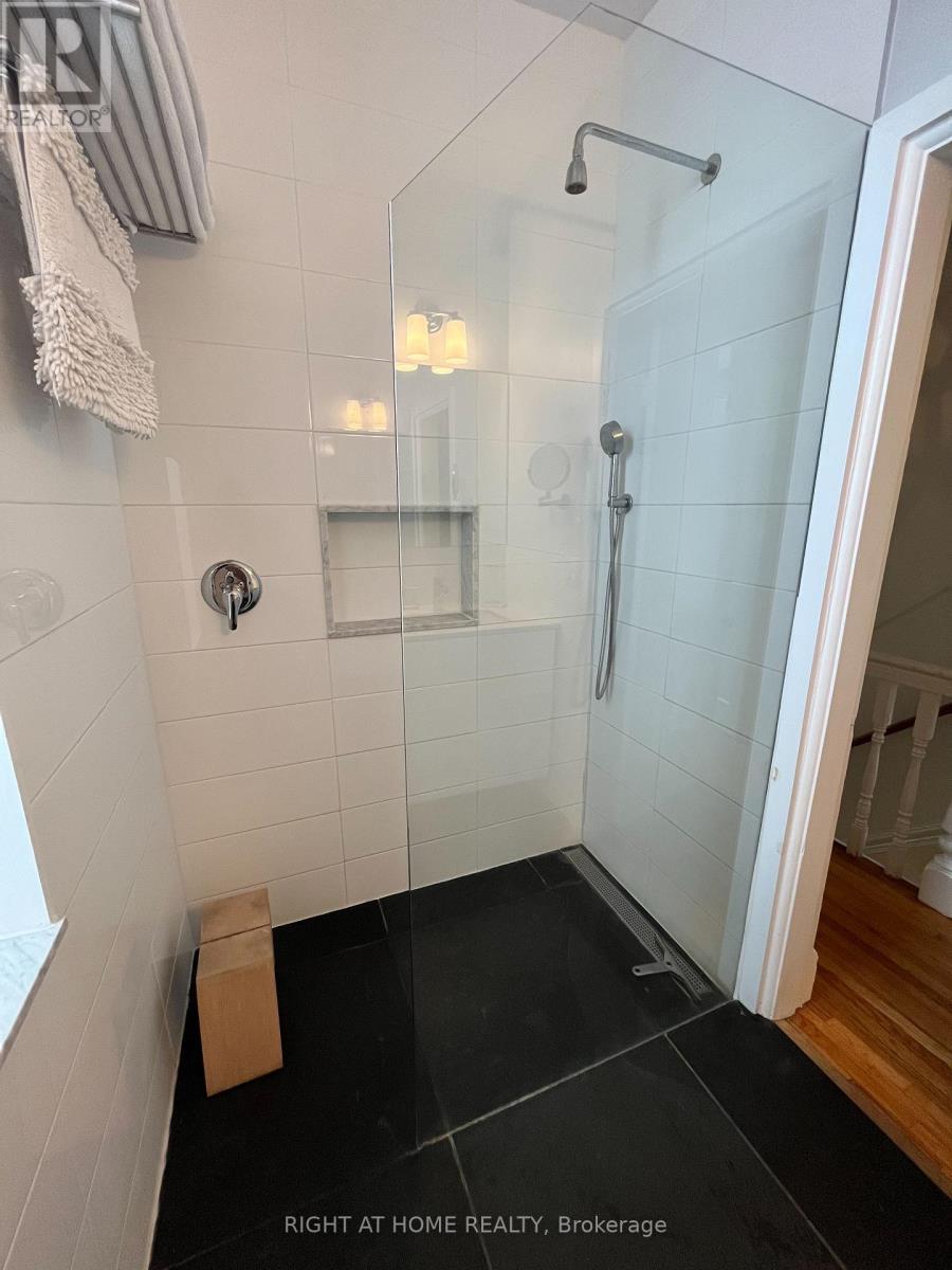 60 Mitchell Avenue, Toronto, Ontario  M6J 1B9 - Photo 19 - C12723836