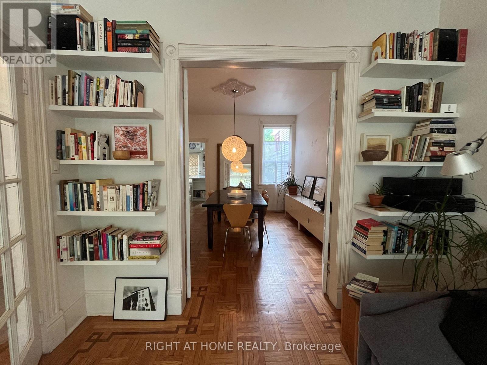 60 Mitchell Avenue, Toronto, Ontario  M6J 1B9 - Photo 3 - C12723836