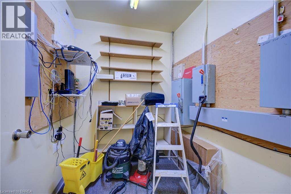 320 North Park Street Unit# C, Brantford, Ontario  N3R 4L3 - Photo 16 - 40790975