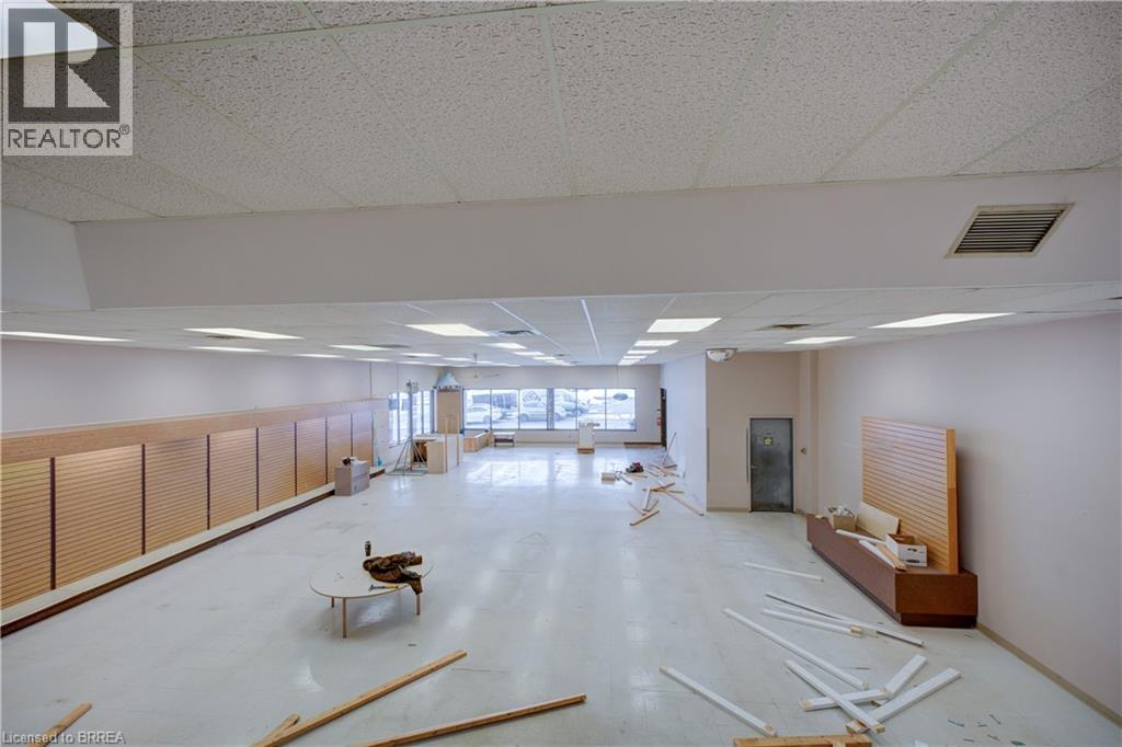 320 North Park Street Unit# E, Brantford, Ontario  N3R 4L3 - Photo 9 - 40790963