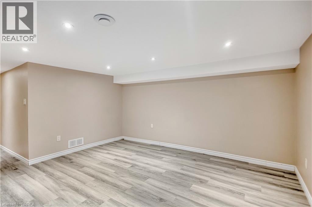 273 Elgin Street Unit# 33, Brantford, Ontario  N3S 5B2 - Photo 29 - 40784611