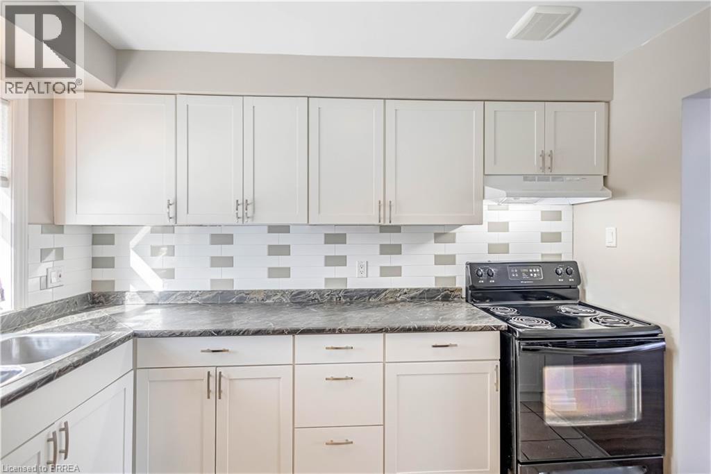 273 Elgin Street Unit# 33, Brantford, Ontario  N3S 5B2 - Photo 9 - 40784611