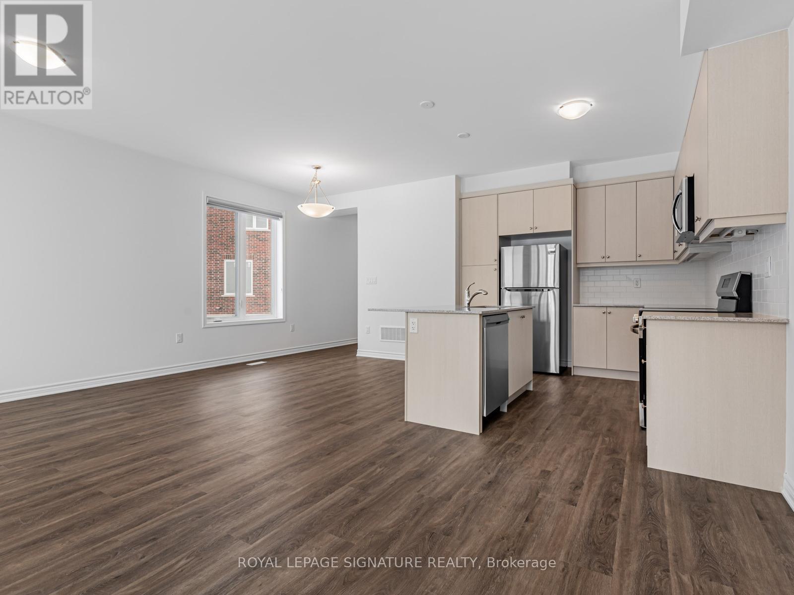 1747 Mineral Springs Way, Pickering, Ontario  L1X 0J2 - Photo 13 - E12723688